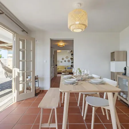 Hilani House By Homie São Vicente